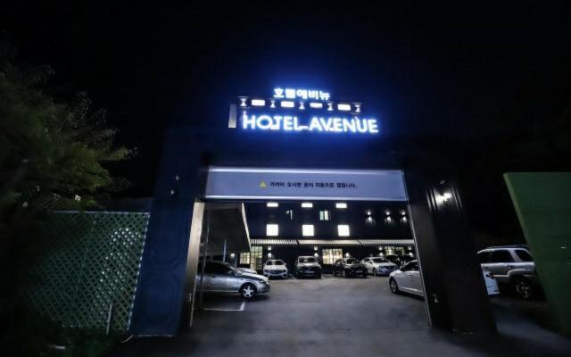 Avenue Hotel Yongin Esterno foto