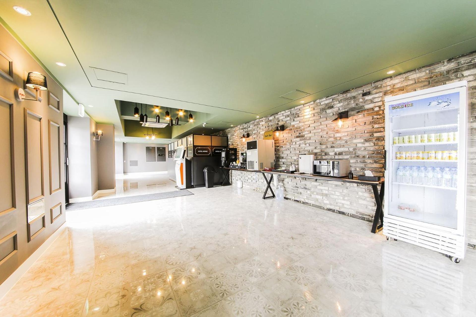 Avenue Hotel Yongin Esterno foto